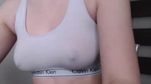 Snapshot of sweet_baby_kate chatting on 01-15-25, 10:38 Kate and Erica online show from 01-15-25, 10:38