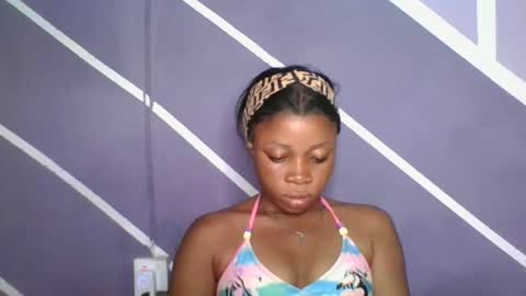 Snapshot of sweet_berry31 chatting on 11-09-25, 03:38 baby girl online show from 11-09-25, 03:38