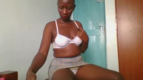 Snapshot of sweet_blackberry93 chatting on 01-31-25, 07:50 bella online show from 01-31-25, 07:50