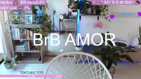 Snapshot of sweet_bluee chatting on 06-11-26, 03:10 Tutti online show from 06-11-26, 03:10
