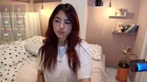 Camila online show from 12-20-24, 04:09