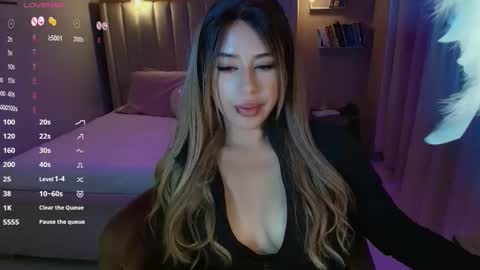 Camila online show from 09-28-25, 01:00