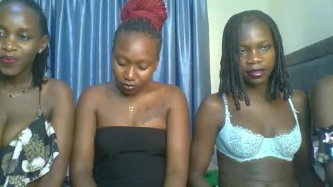 Camila online show from 12-20-25, 11:06