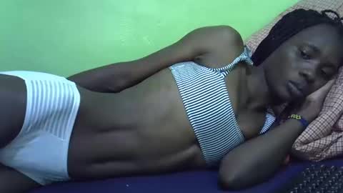 sweet_candie01 online show from 10-07-25, 06:21