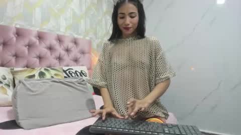 sweet_candy_sex1 online show from 11-05-25, 12:54