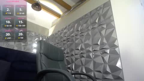 canelaa online show from 11-14-25, 08:40