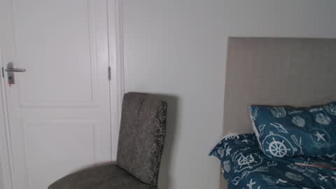 Snapshot of sweet_chantelle chatting on 02-02-25, 09:02 Chantelle online show from 02-02-25, 09:02