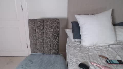 Snapshot of sweet_chantelle chatting on 02-16-25, 08:55 Chantelle online show from 02-16-25, 08:55