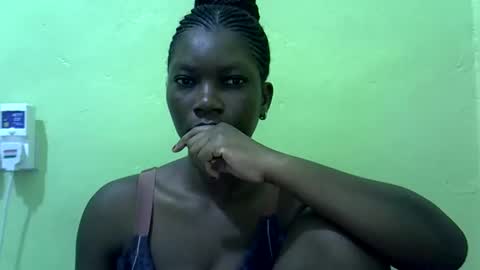 sweet_cherie1 online show from 06-08-26, 05:08