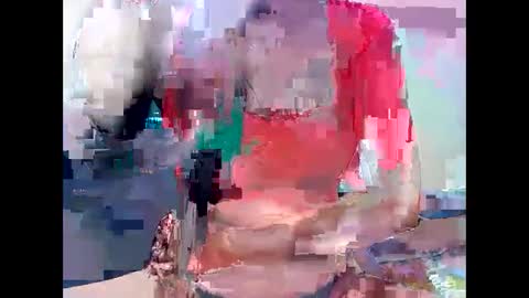 Snapshot of sweet_cherrybabe chatting on 10-10-25, 07:13 Sweet Cherry online show from 10-10-25, 07:13