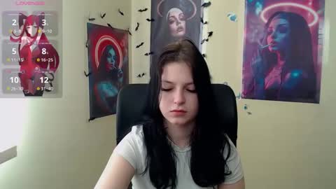 Ivy online show from 04-21-26, 06:20