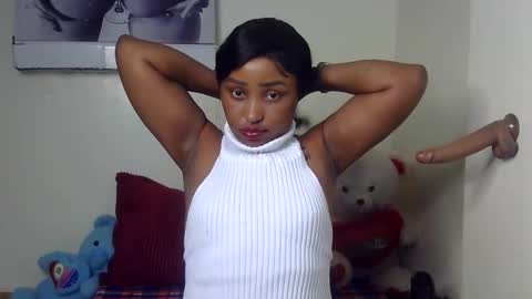 Snapshot of sweet_cindy5 chatting on 11-29-25, 11:19 sweet_cindy5 online show from 11-29-25, 11:19