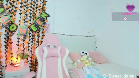 Snapshot of sweet_dania_ chatting on 10-22-25, 08:14 sweet_dania_ online show from 10-22-25, 08:14