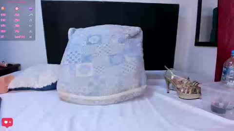 Snapshot of sweet_devil2 chatting on 10-15-25, 03:01 kandy  muller online show from 10-15-25, 03:01