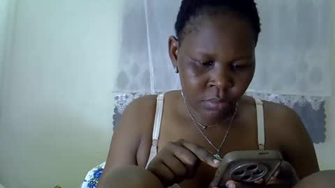 sweet_dori33 online show from 04-27-26, 12:08