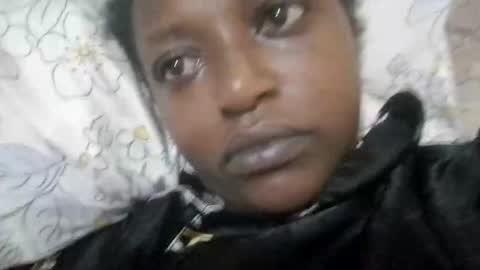 Snapshot of sweet_ebony001 chatting on 04-23-26, 01:29 sweet_ebony001 online show from 04-23-26, 01:29