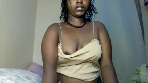 Snapshot of sweet_ebony001 chatting on 05-08-26, 12:05 sweet_ebony001 online show from 05-08-26, 12:05