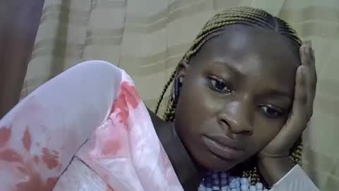 Snapshot of sweet_eldah chatting on 09-30-25, 03:17 Sweet eldah online show from 09-30-25, 03:17