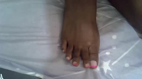 Snapshot of sweet_eldah chatting on 10-22-25, 07:41 Sweet eldah online show from 10-22-25, 07:41