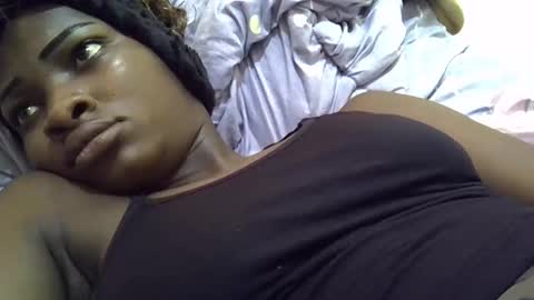 Snapshot of sweet_eldah chatting on 10-25-25, 08:55 Sweet eldah online show from 10-25-25, 08:55