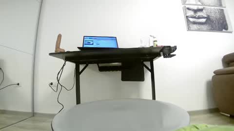 Snapshot of sweet_ella chatting on 02-28-25, 10:20 online show from 02-28-25, 10:20