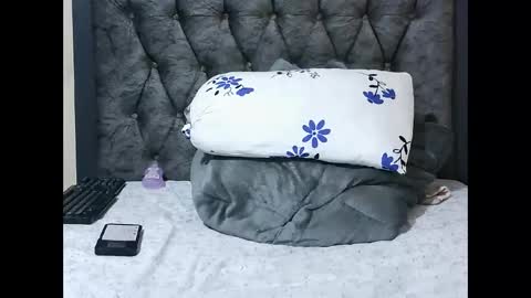 Ellam online show from 02-23-26, 10:23