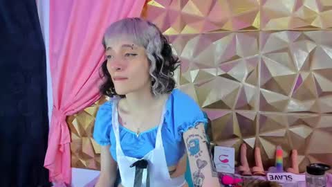  emmili  online show from 02-09-25, 12:08