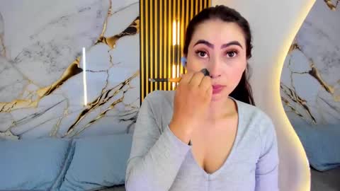 sweet_flame_ online show from 09-09-25, 09:03