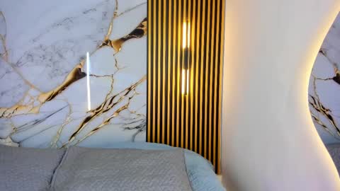 sweet_flame_ online show from 09-22-25, 08:00