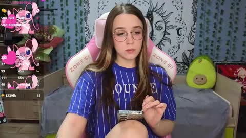 Alice online show from 02-13-25, 04:00