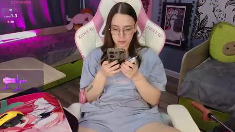 Alice online show from 11-16-25, 03:23