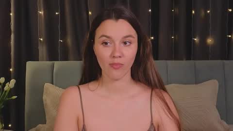 Im Mia.LOVELY PATTERNS 100  120  160  200 my toy buzzes from 2 tip online show from 03-02-25, 05:14