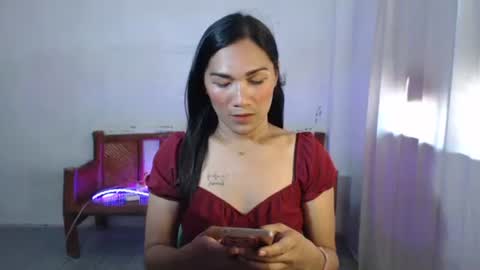 Snapshot of sweet_hanna22 chatting on 11-28-25, 04:04 hanna mae online show from 11-28-25, 04:04