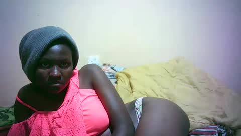 Snapshot of sweet_katrina2 chatting on 03-08-25, 03:06 millarn online show from 03-08-25, 03:06