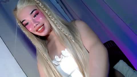 sweet_katrina69 online show from 11-07-25, 11:32