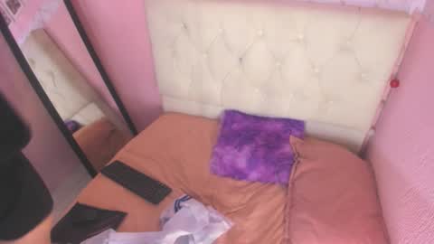 Snapshot of sweet_katty23 chatting on 10-07-25, 01:58 katty online show from 10-07-25, 01:58