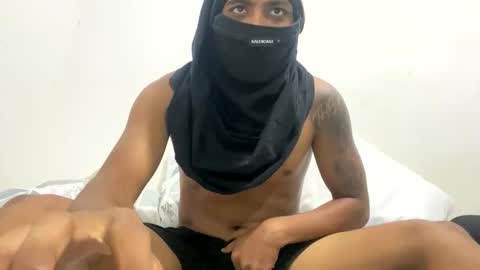 Snapshot of sweet_kristian chatting on 11-10-25, 07:35 Master Kristian online show from 11-10-25, 07:35