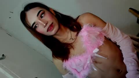 sweet_kyliexx online show from 07-26-26, 02:53