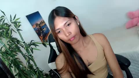 sweet_lady14 online show from 03-11-25, 04:43