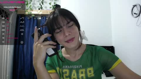 Snapshot of sweet_lady_16 chatting on 04-04-26, 02:10 Lady online show from 04-04-26, 02:10