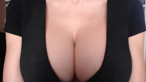 Jen online show from 02-12-26, 06:19