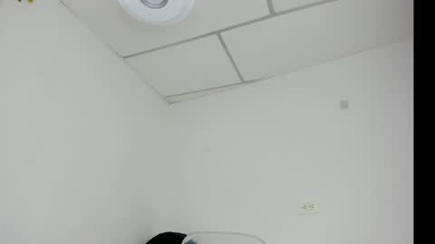 sweet_litle online show from 04-24-26, 09:06