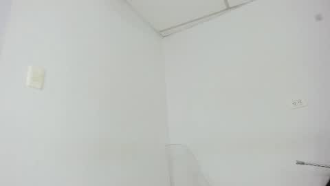 Snapshot of sweet_litle chatting on 06-10-26, 03:50 sweet_litle online show from 06-10-26, 03:50
