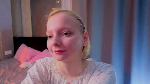 Lana online show from 04-27-26, 04:16