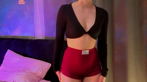 Lana online show from 05-08-26, 05:40