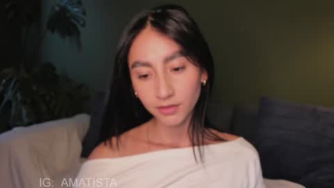 Snapshot of sweet_mara_cat chatting on 01-21-25, 09:57 Mor online show from 01-21-25, 09:57