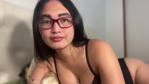 Snapshot of sweet_mariax chatting on 04-21-26, 03:24 Maria Stella online show from 04-21-26, 03:24
