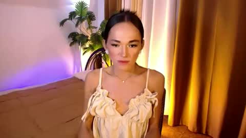 Snapshot of sweet_marry143 chatting on 05-09-26, 02:17 marry online show from 05-09-26, 02:17