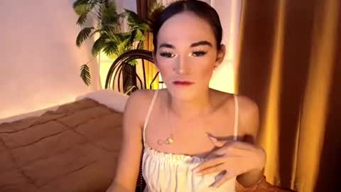 Snapshot of sweet_marry143 chatting on 06-13-26, 02:42 marry online show from 06-13-26, 02:42