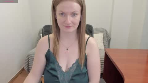 Mila online show from 04-25-26, 06:27